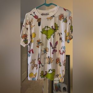 Nickelodeon T-shirt Size small